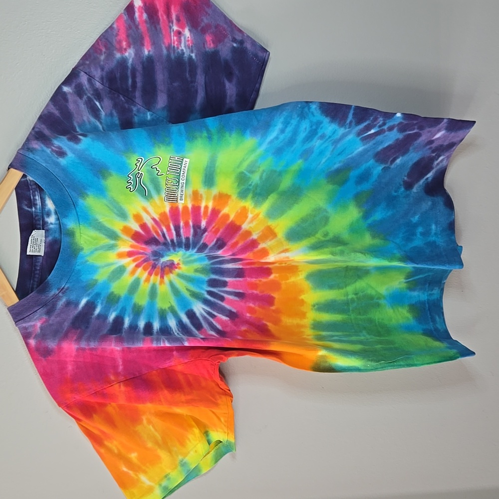 Vintage Sun Dog Medium Tie Dyed Alaska Brewery Moose Tooth T-shirt